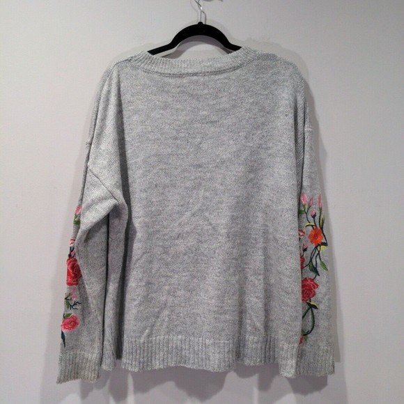 Umgee Womens Floral Embroidered Sweater Size Small Oversized Gray Slouchy Loose - Picture 12 of 16